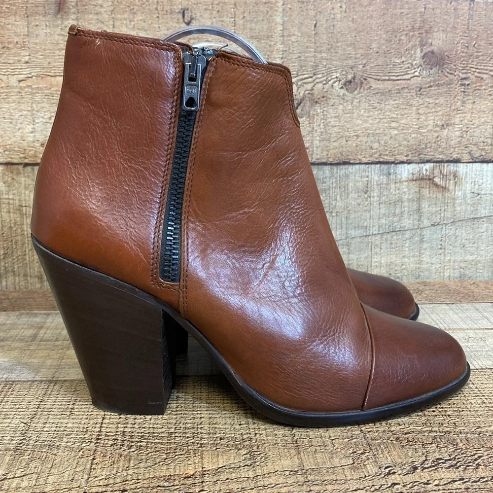 Boemos Italy Leather Ankle Boots Womens Size 39 8.5 Brown Black Heels Almond Toe
